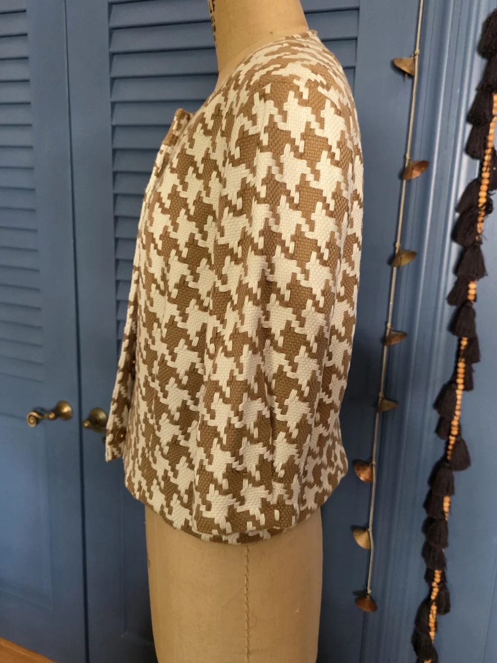 Michael Kors Beige and White Houndstooth Knit Top